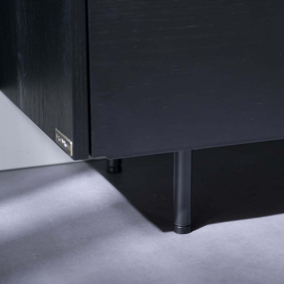 Meuble TV Avento Chêne Noir 150 cm Meuble TV Avento Chêne Noir 150 cm
