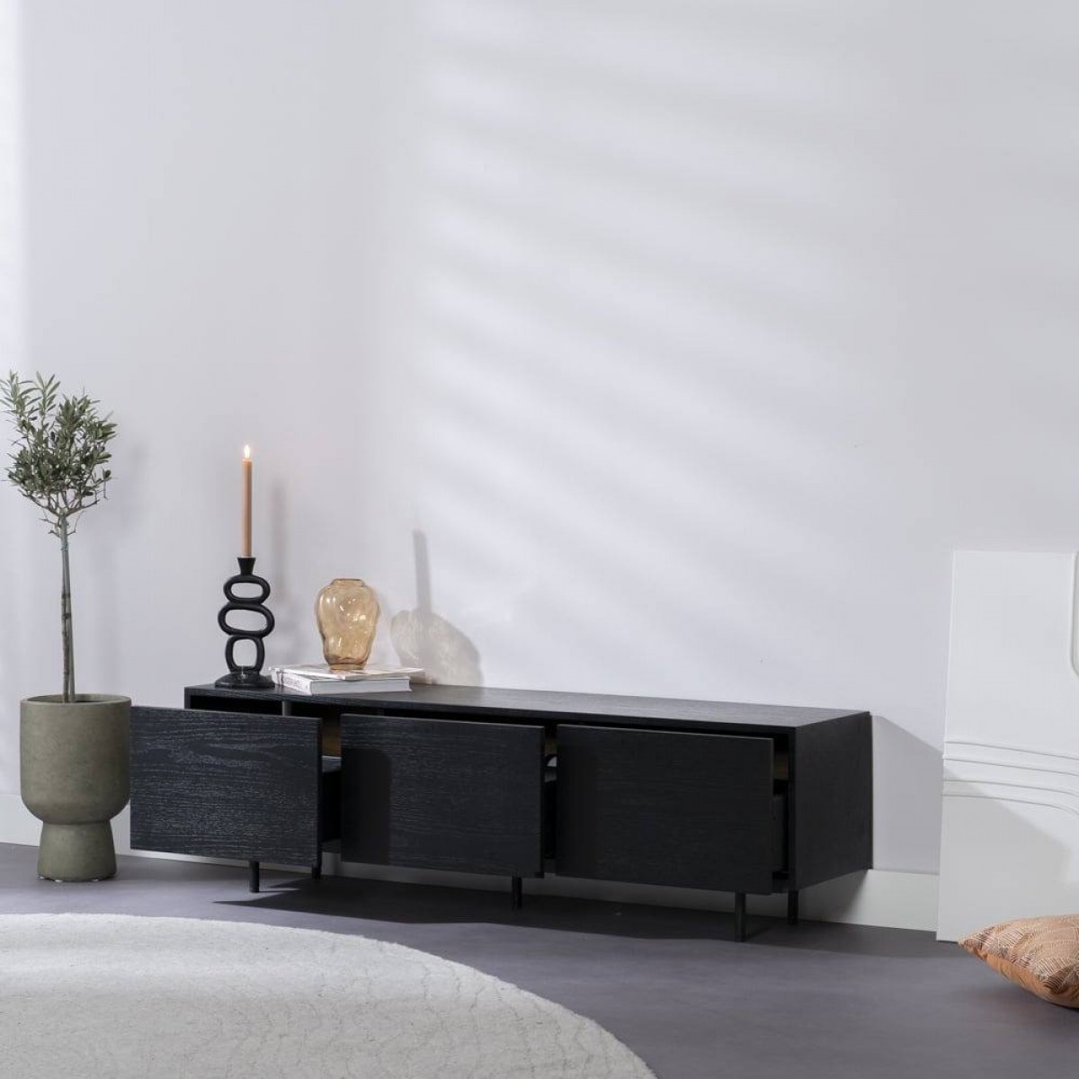 Meuble TV Avento Chêne Noir 150 cm Meuble TV Avento Chêne Noir 150 cm