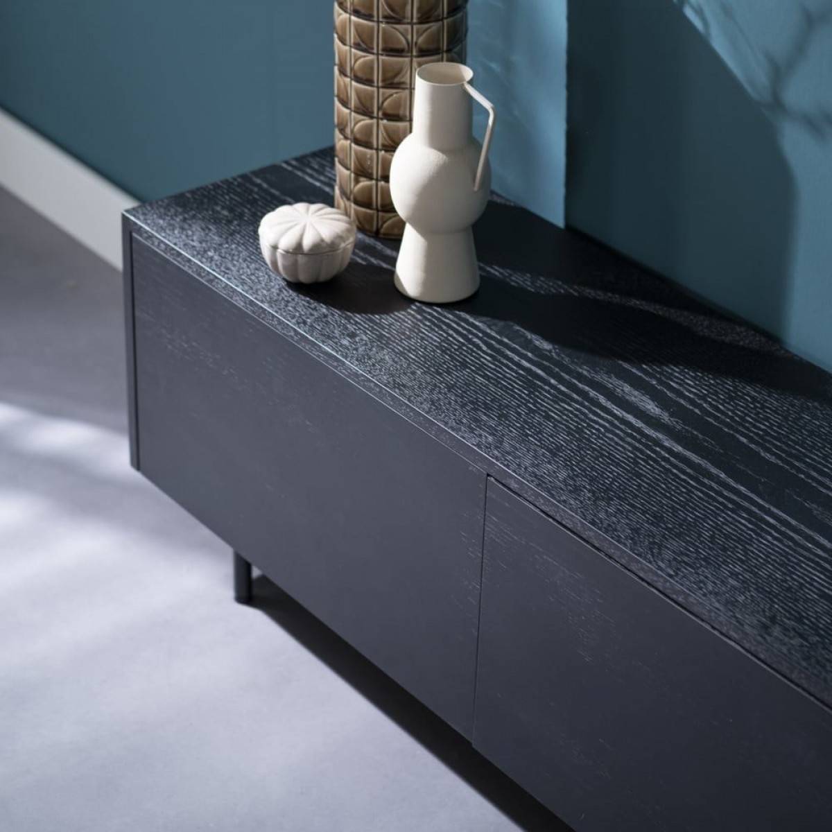 Meuble TV Avento Chêne Noir 150 cm Meuble TV Avento Chêne Noir 150 cm