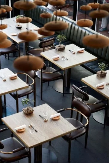 Table pour restaurant café bar hôtel